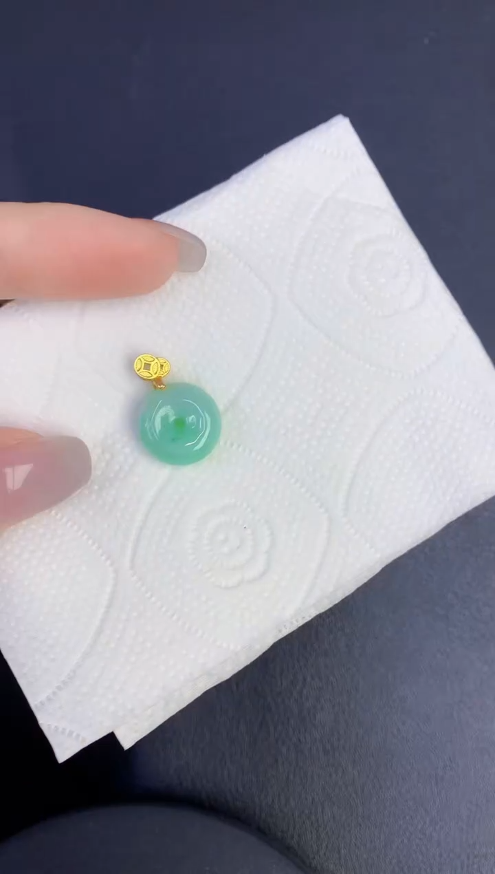 颈饰未镶嵌翡翠缅甸天然翡翠A货