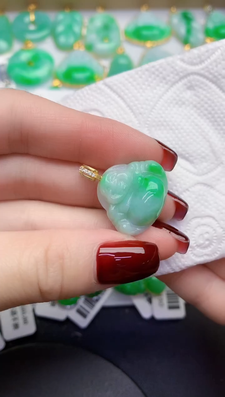 颈饰未镶嵌翡翠缅甸天然翡翠A货