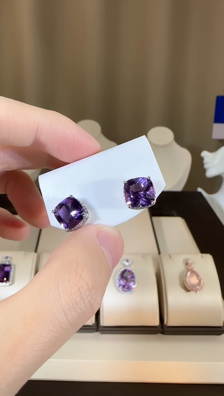 【闪购商品】紫晶耳饰银S925镶嵌10mm