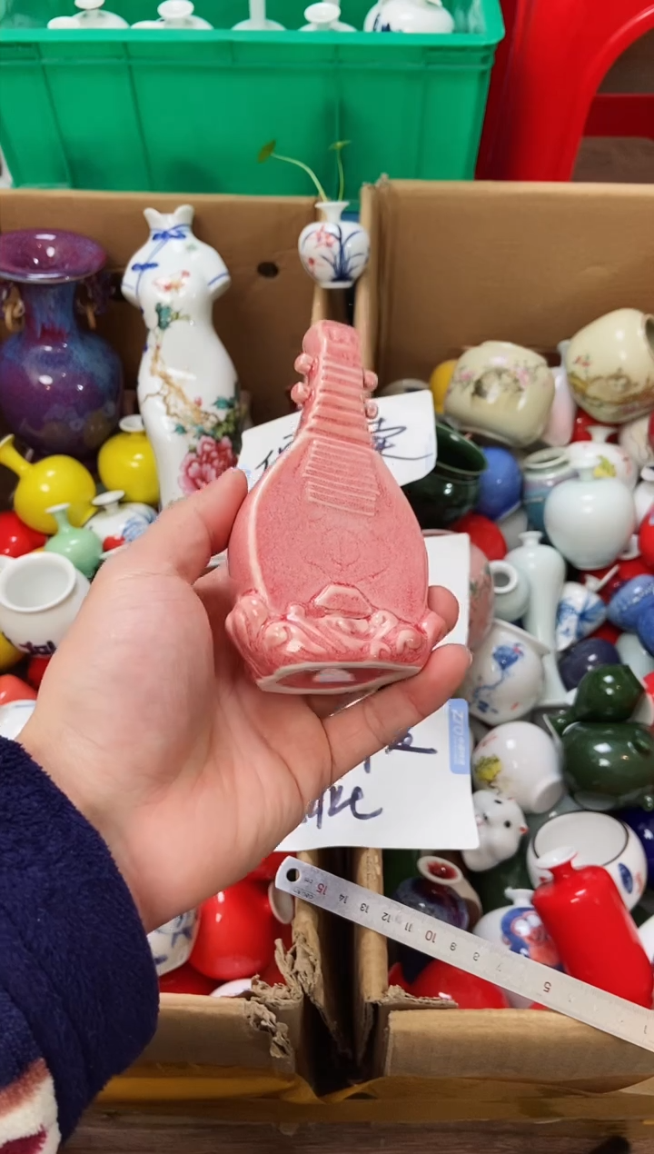 摆件12.27晚微瑕小花瓶摆件（介意慎拍）