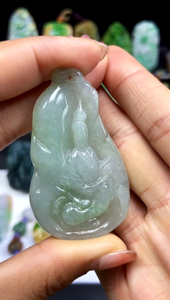 【闪购商品】翡翠颈饰未镶嵌翡翠A货