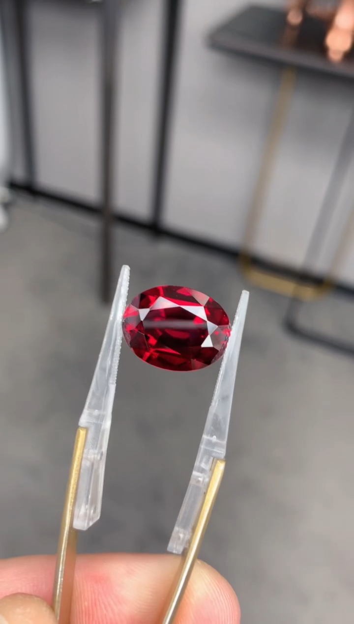 【闪购商品】石榴石裸石未镶嵌13ct镁铝榴石