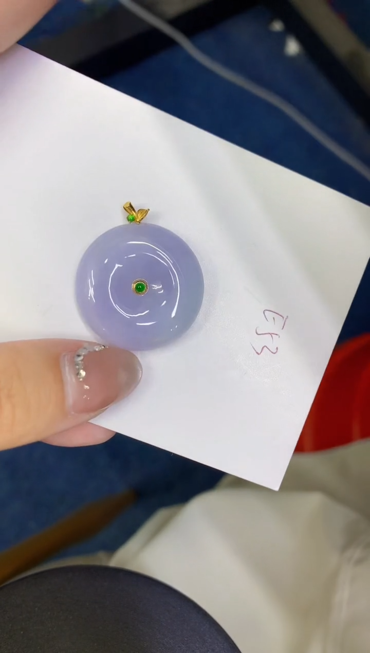 颈饰18K金镶嵌翡翠缅甸天然翡翠A货