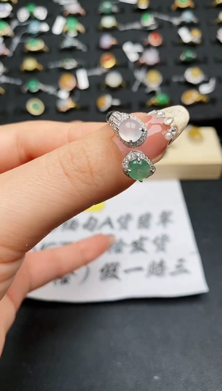 【闪购商品】翡翠戒指银S925镶嵌.........