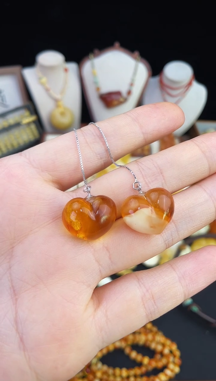 琥珀未镶嵌珠宝奇石柒月