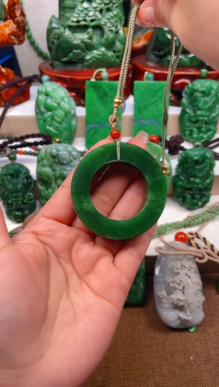 【闪购商品】和田玉未镶嵌挂件1
