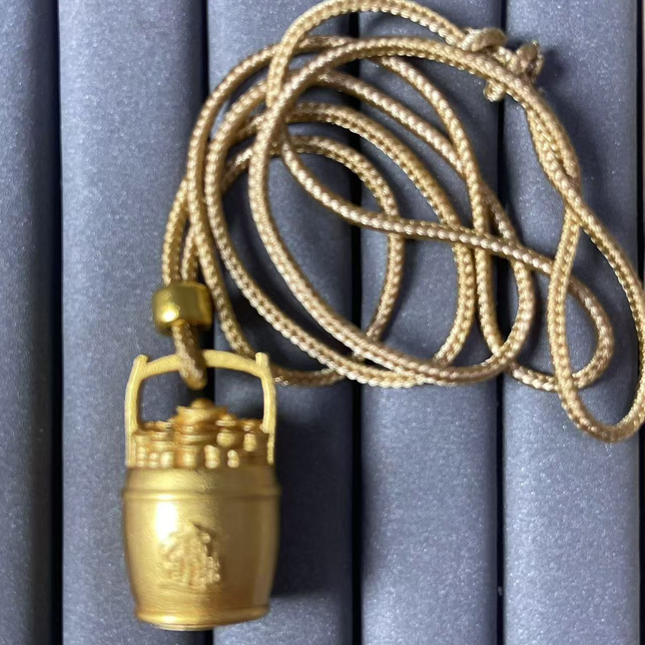 宝阁甄选黄桶桶吊坠311