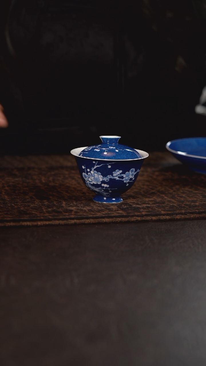 【闪购商品】杯初蓝舍洒蓝梅花盖碗
