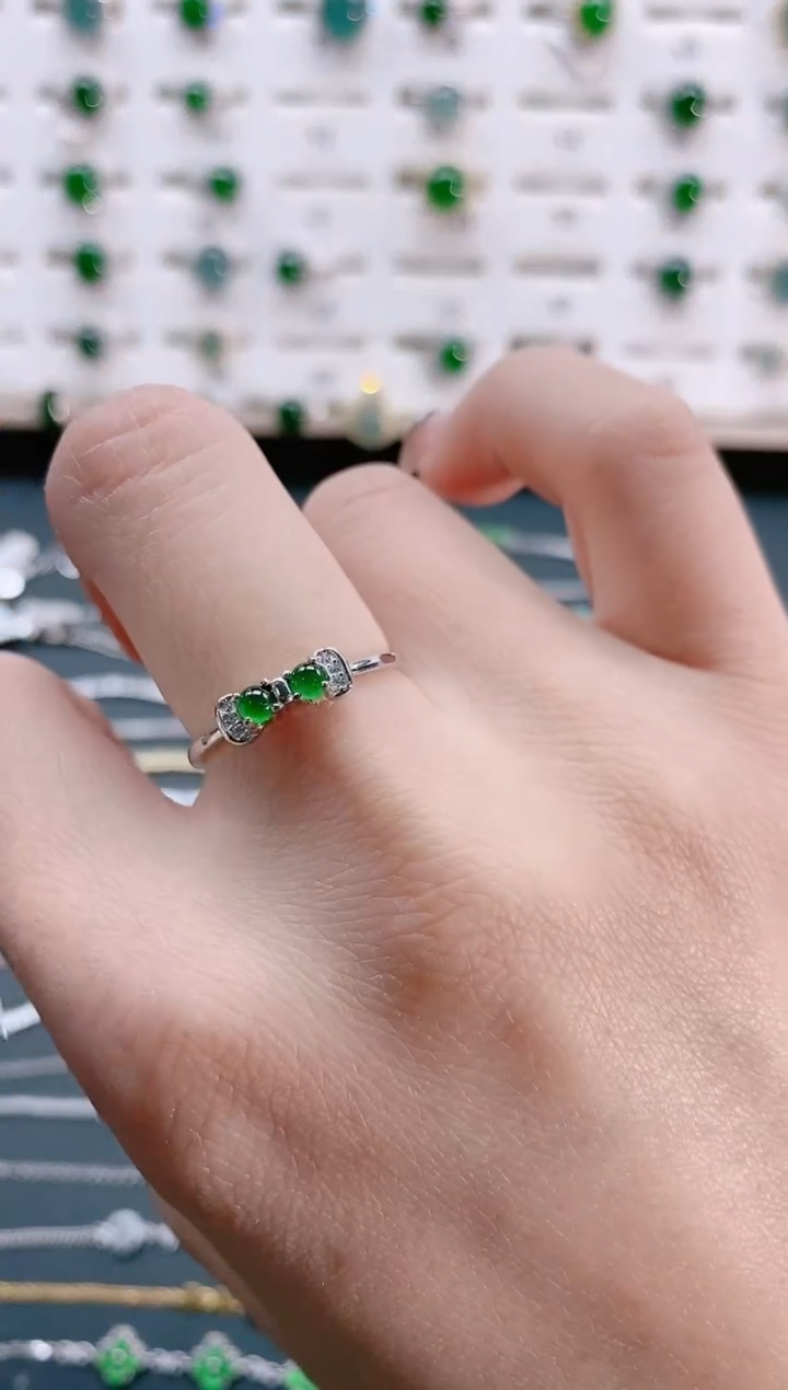 【闪购商品】翡翠戒指银S925镶嵌天然翡翠