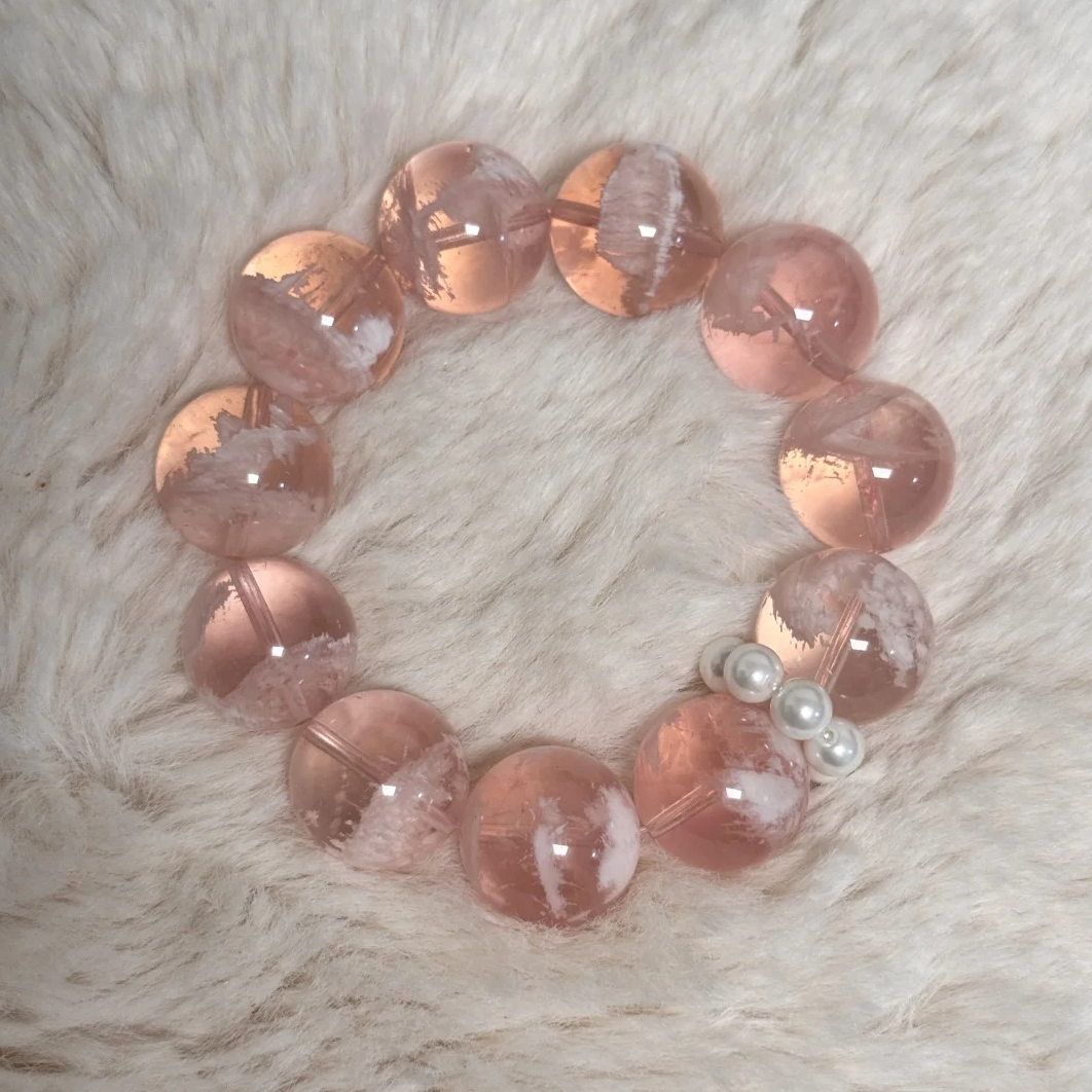 轻奢新款粉雪花幽灵手串天然冰种净体飘花水晶珠串首饰多样性发一