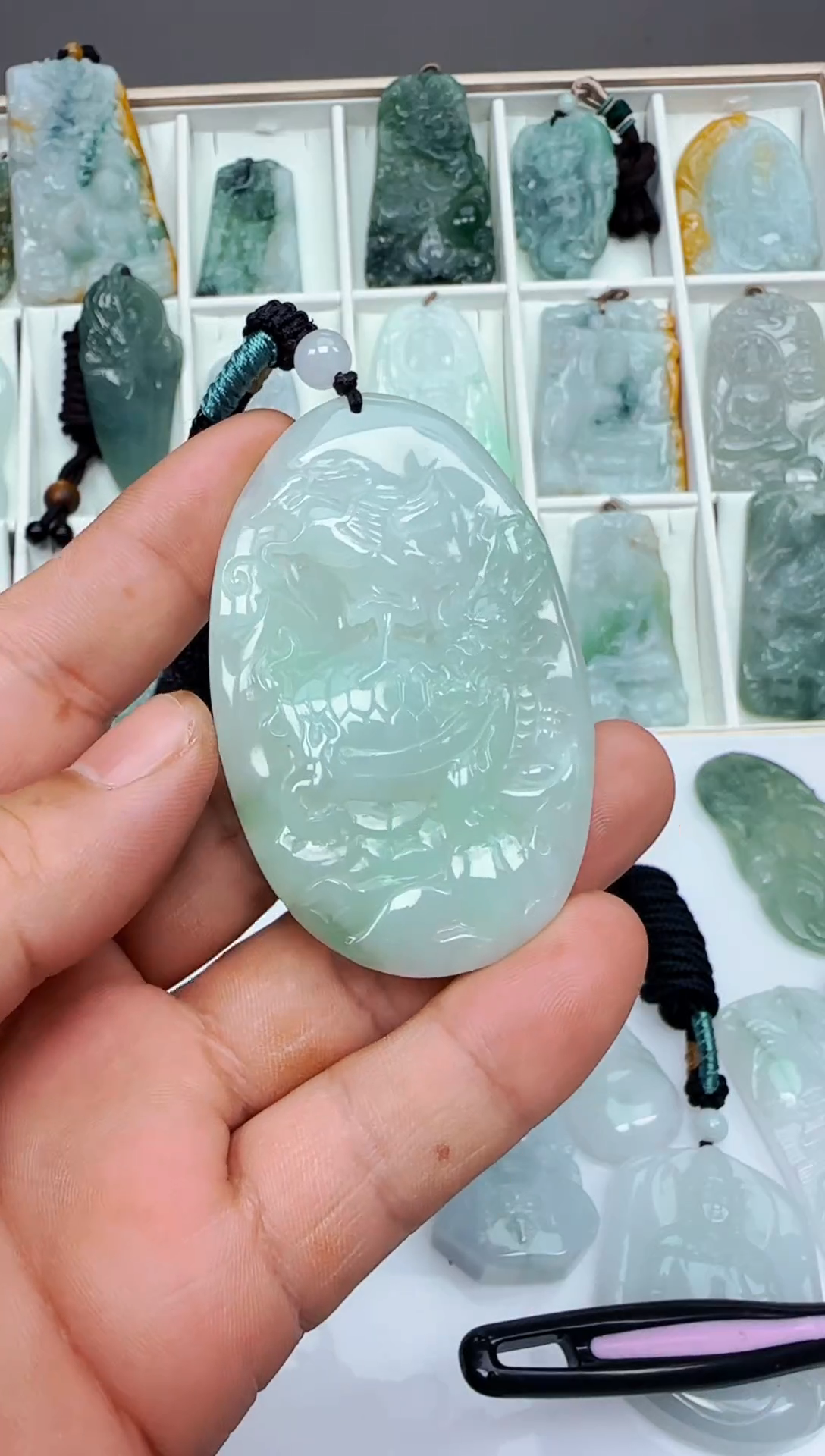 【闪购商品】翡翠颈饰未镶嵌缅甸天然A货翡翠