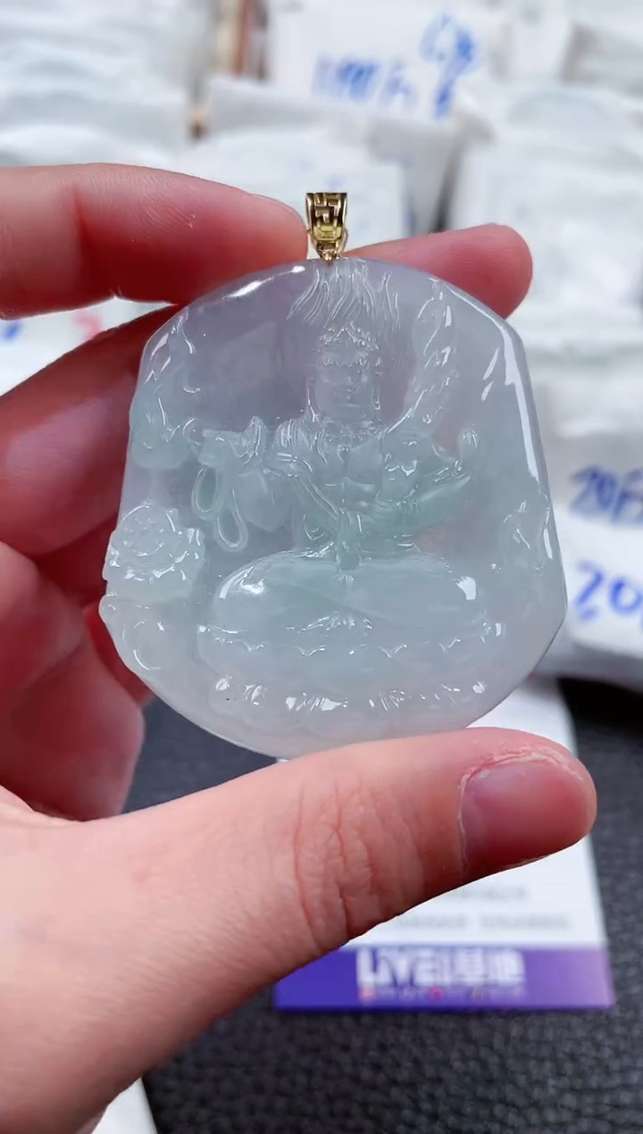 【闪购商品】翡翠颈饰18K金镶嵌00008446不动