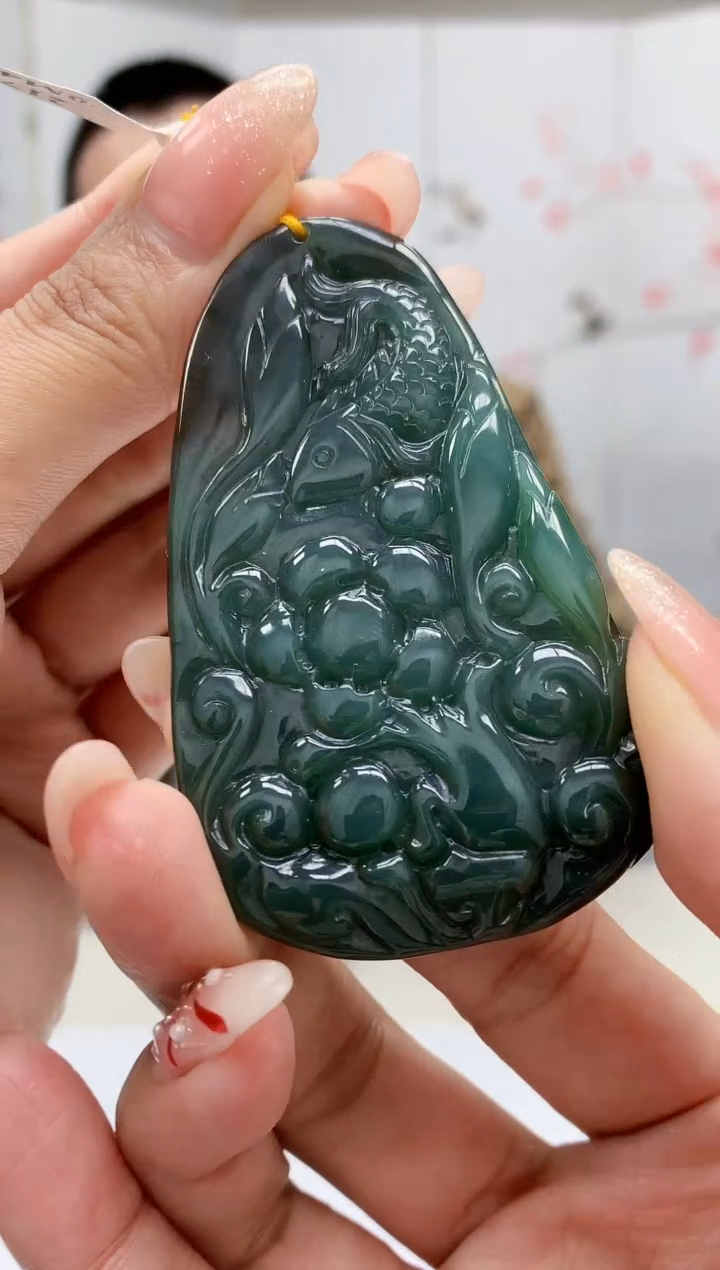 【闪购商品】定制翡翠未镶嵌4812MM-毛货挂件100