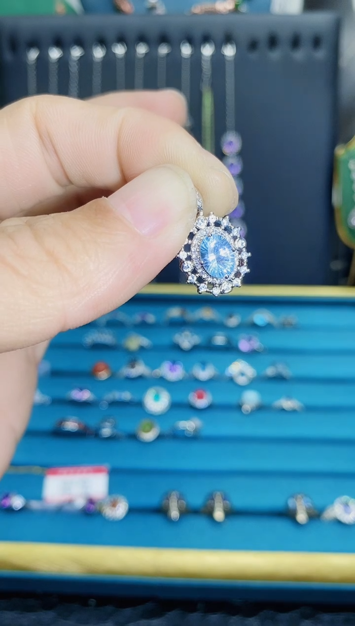【闪购商品】托帕石吊坠(不含链)银S925镶嵌1211