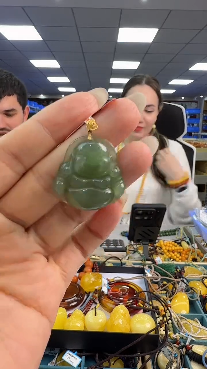 颈饰未镶嵌和田玉252秒拍号 假一罚三 