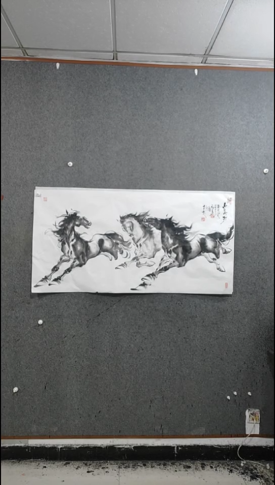 国画水墨写意三骏马图