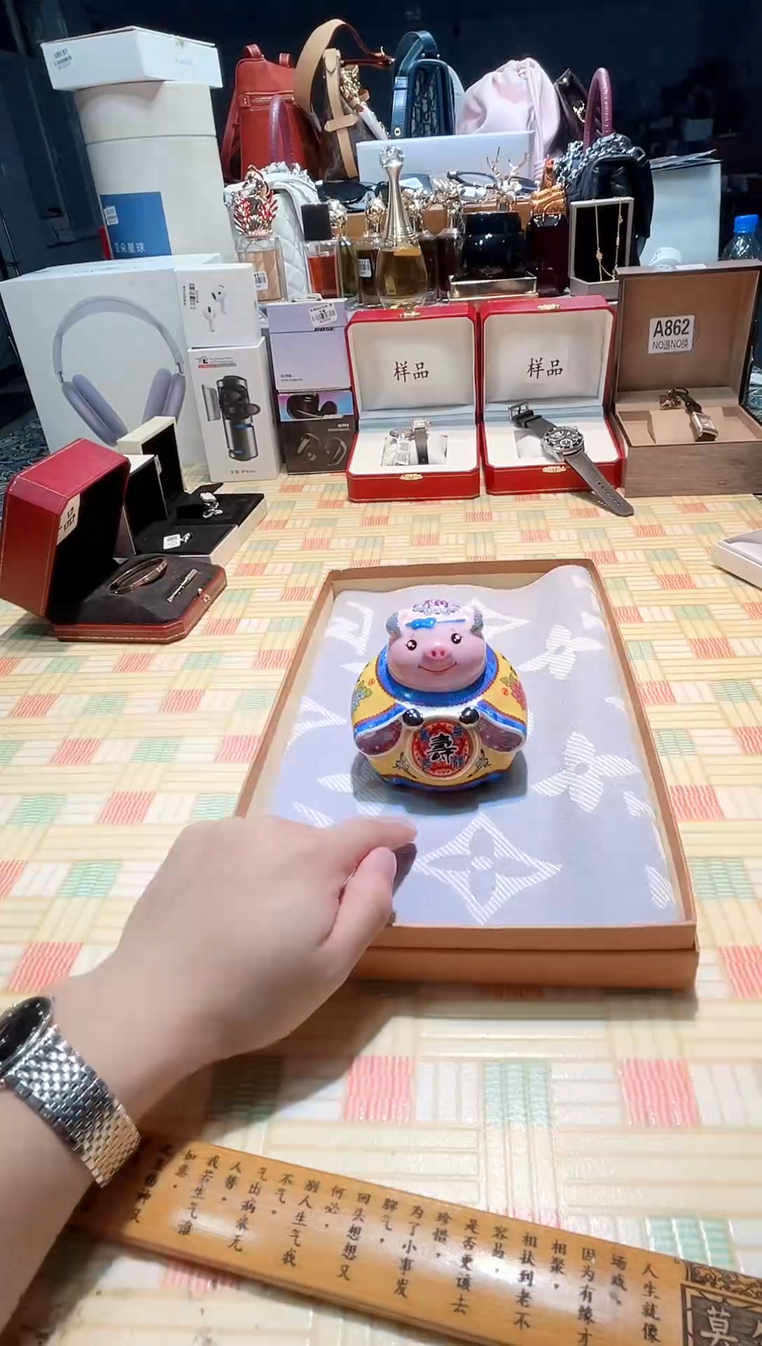 瓷片瓷器 库房到期 全部地板价@@1