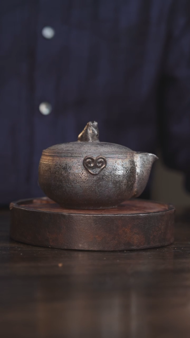 【闪购商品】杯35柴房陶瓷丨侘季风手抓壶