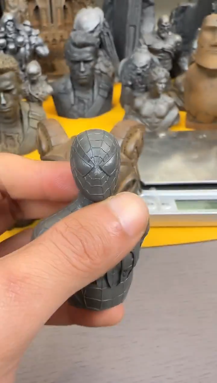 金属铁艺摆件----超小蜘蛛侠