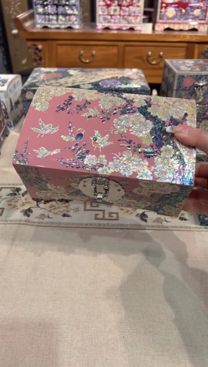 【闪购商品】鱼锁满贝底弘贝雅螺钿漆器文化馆