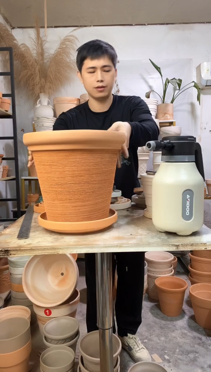 一****?瑕疵无售后30*27红陶拉丝 1盆1托