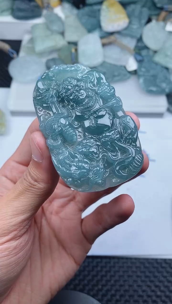 翡翠未镶嵌颈饰11111111