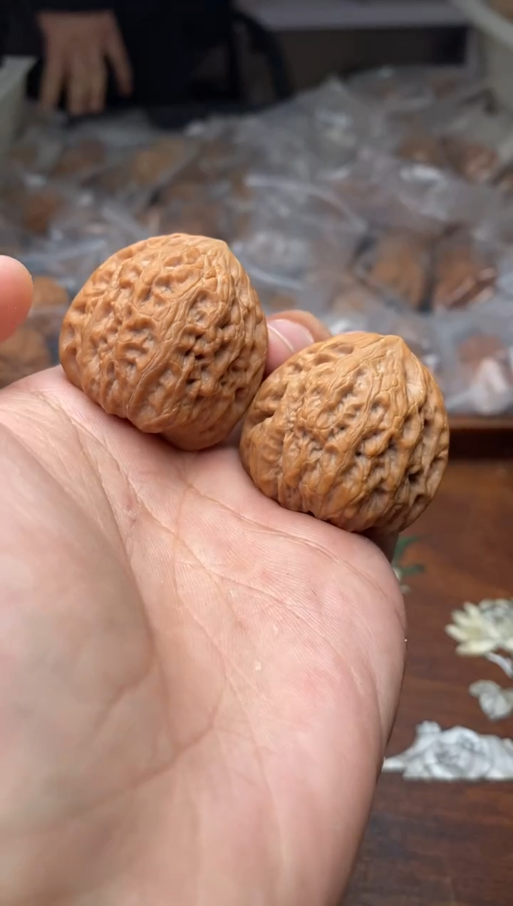 【闪购商品】文玩核桃把件A51号36尺铁锤