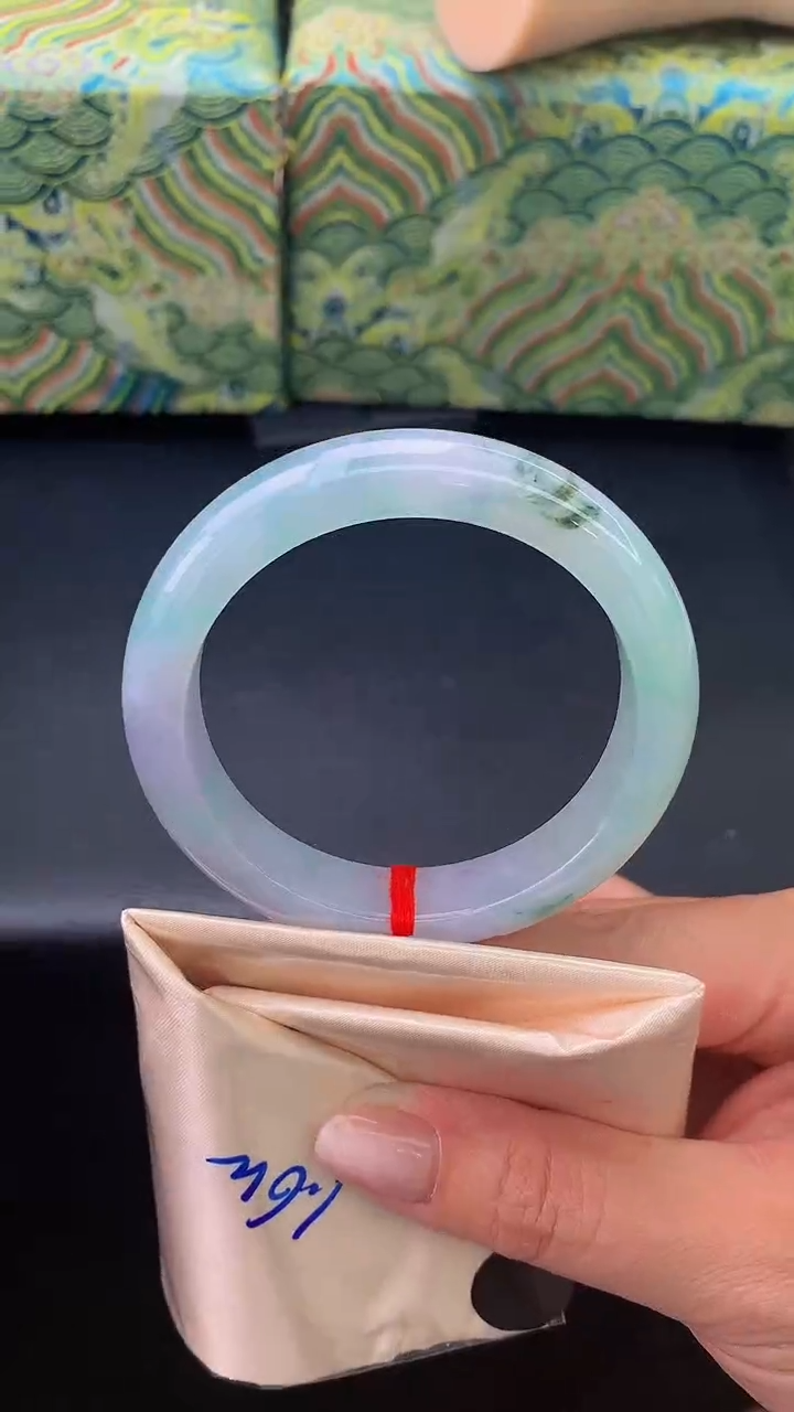 翡翠手镯未镶嵌翡翠手镯Q103圈口