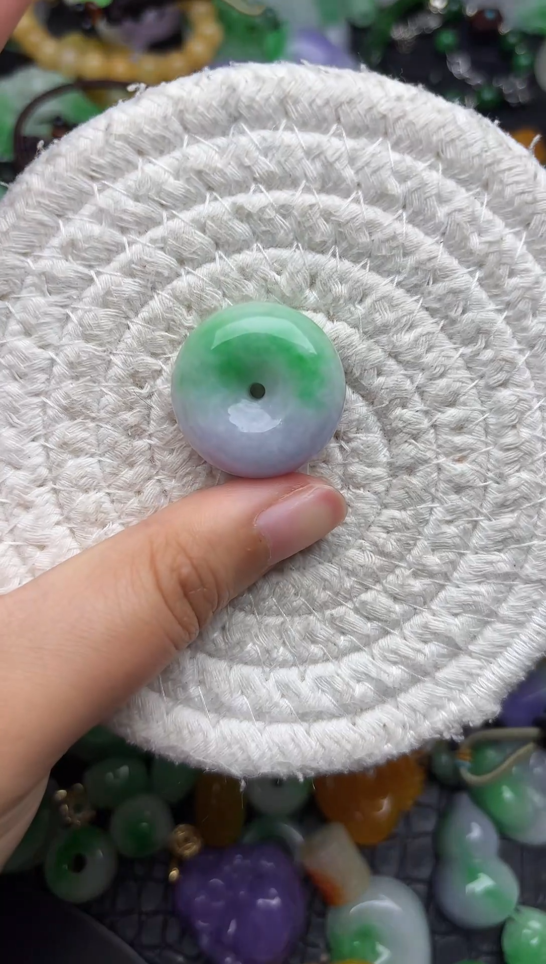 颈饰未镶嵌翡翠缅甸翡翠吊坠