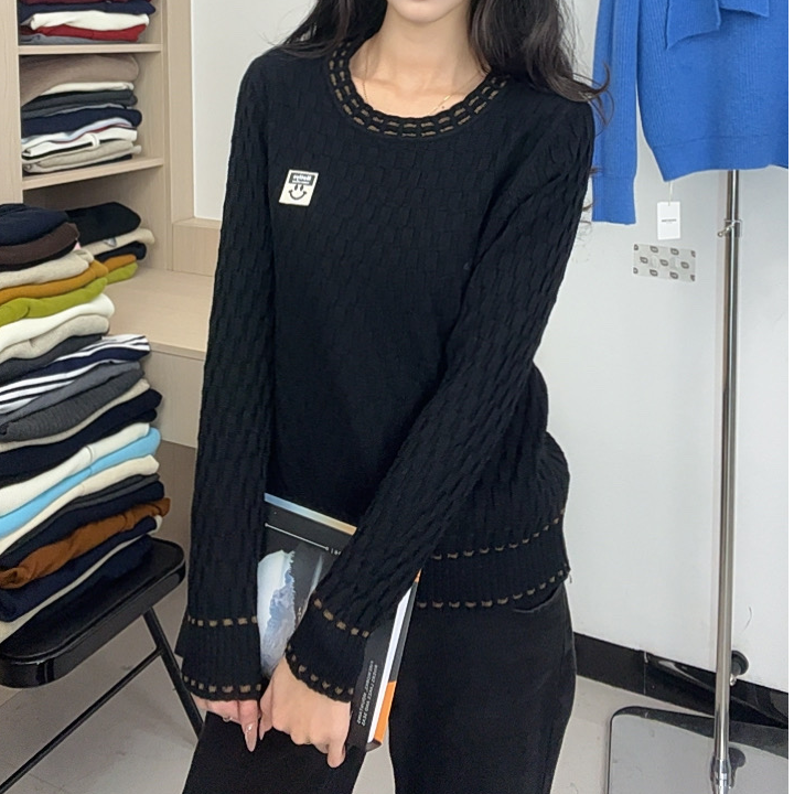 女毛针织衫超细羊毛低圆领针织衫修身黑色秋季女装