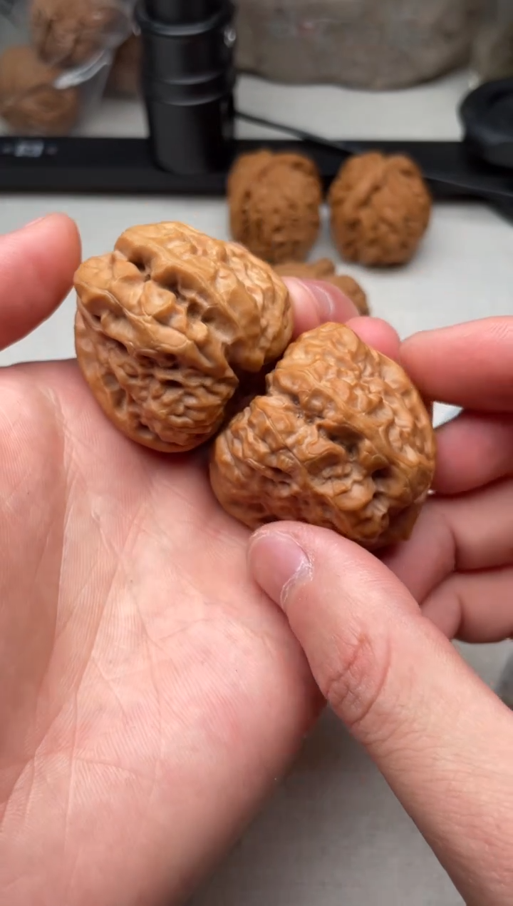 把件文玩核桃峡谷大开背蛤蟆头