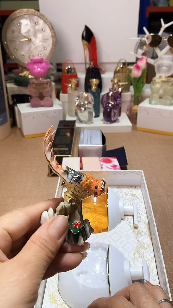 瓷片碗碟好物一件不留@@1