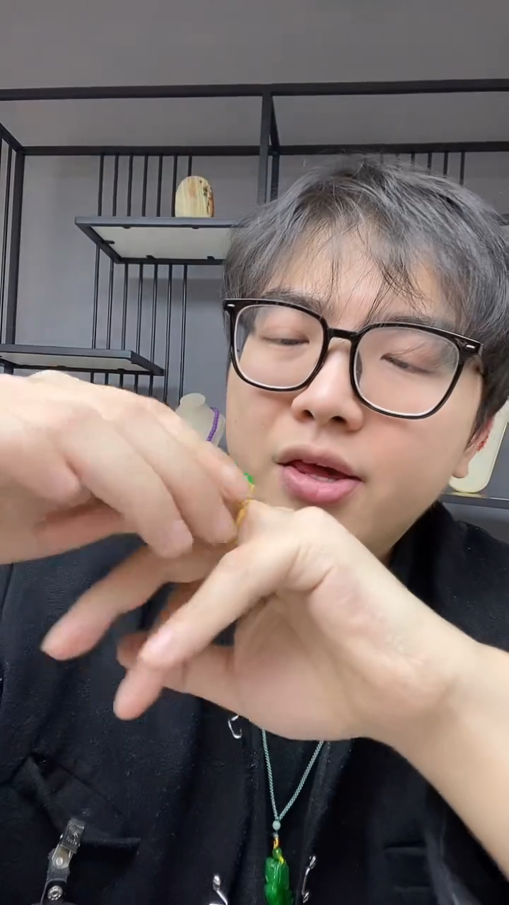 【闪购商品】翡翠颈饰合金戒指