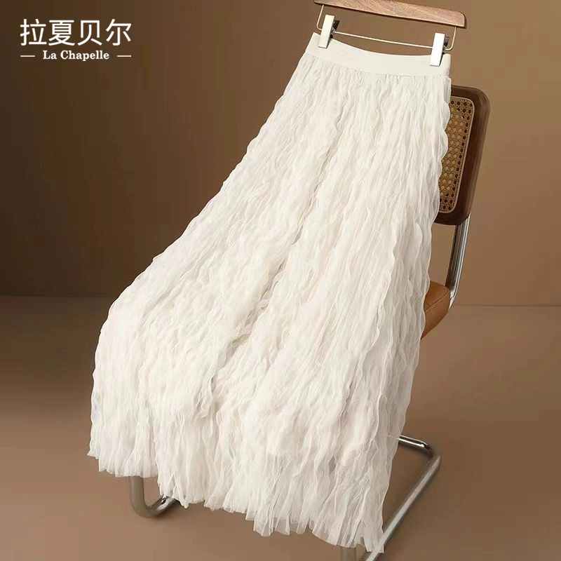 拉夏贝尔高级感杏色褶皱半身裙25新款高腰显瘦中长款a字大摆纱裙