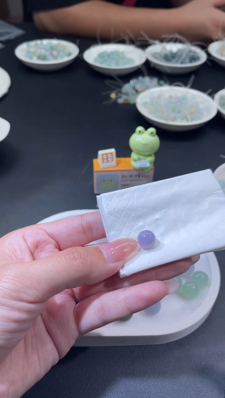 颈饰未镶嵌翡翠橘*?翡翠净货
