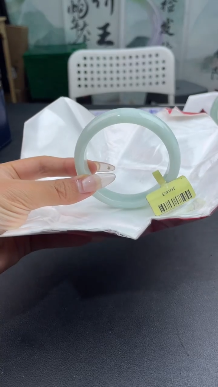 【闪购商品】翡翠手镯未镶嵌7翡翠手镯