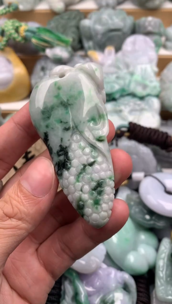 吊坠(不含链)未镶嵌翡翠1