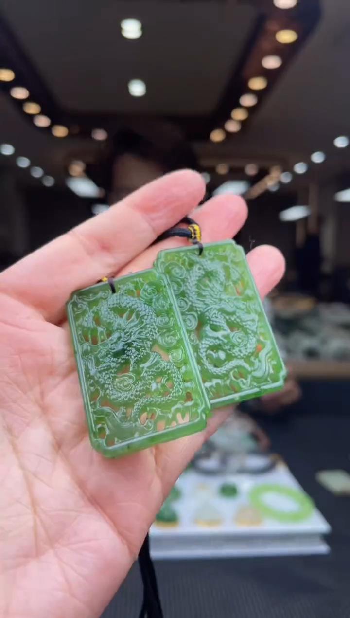 【闪购商品】定制和田玉天然和田玉多样性发其一