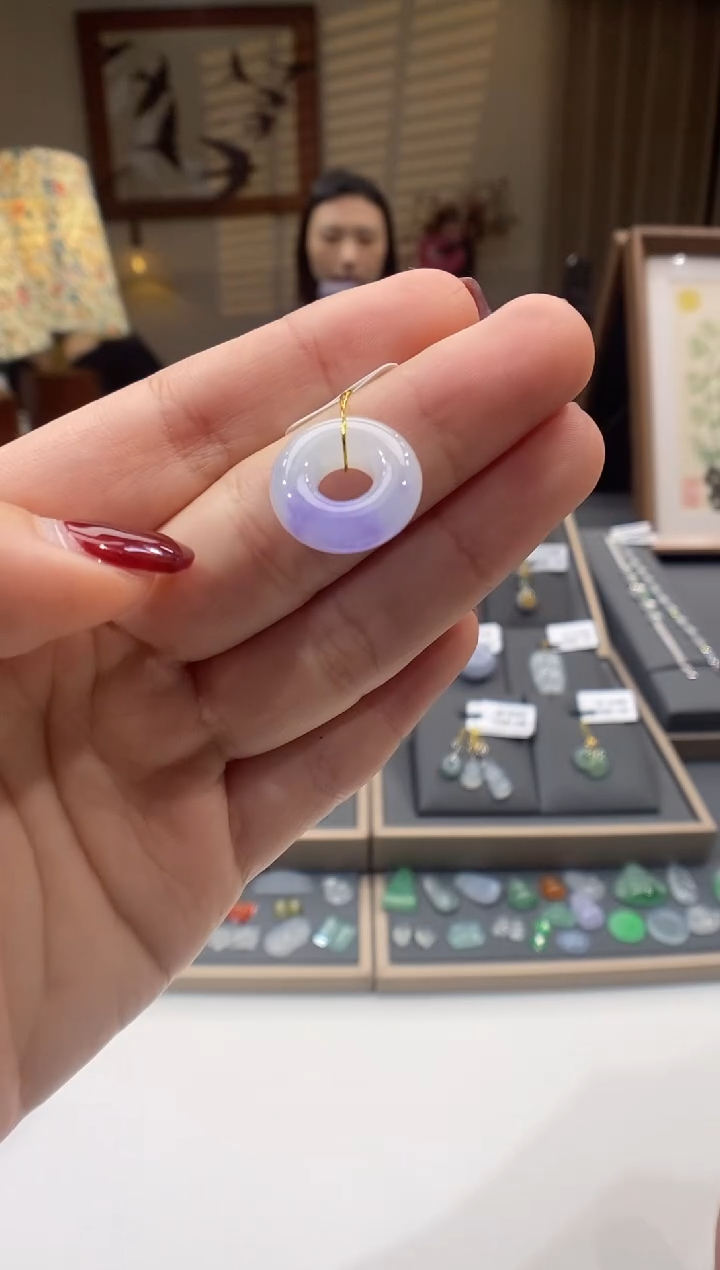 【闪购商品】翡翠颈饰未镶嵌甜甜圈