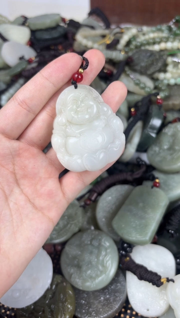 【闪购商品】和田玉颈饰未镶嵌1