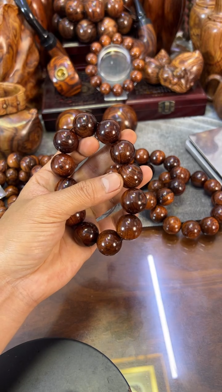 【闪购商品】黄花梨/降香黄檀手串/手链海南黄花梨2.0水波纹手串