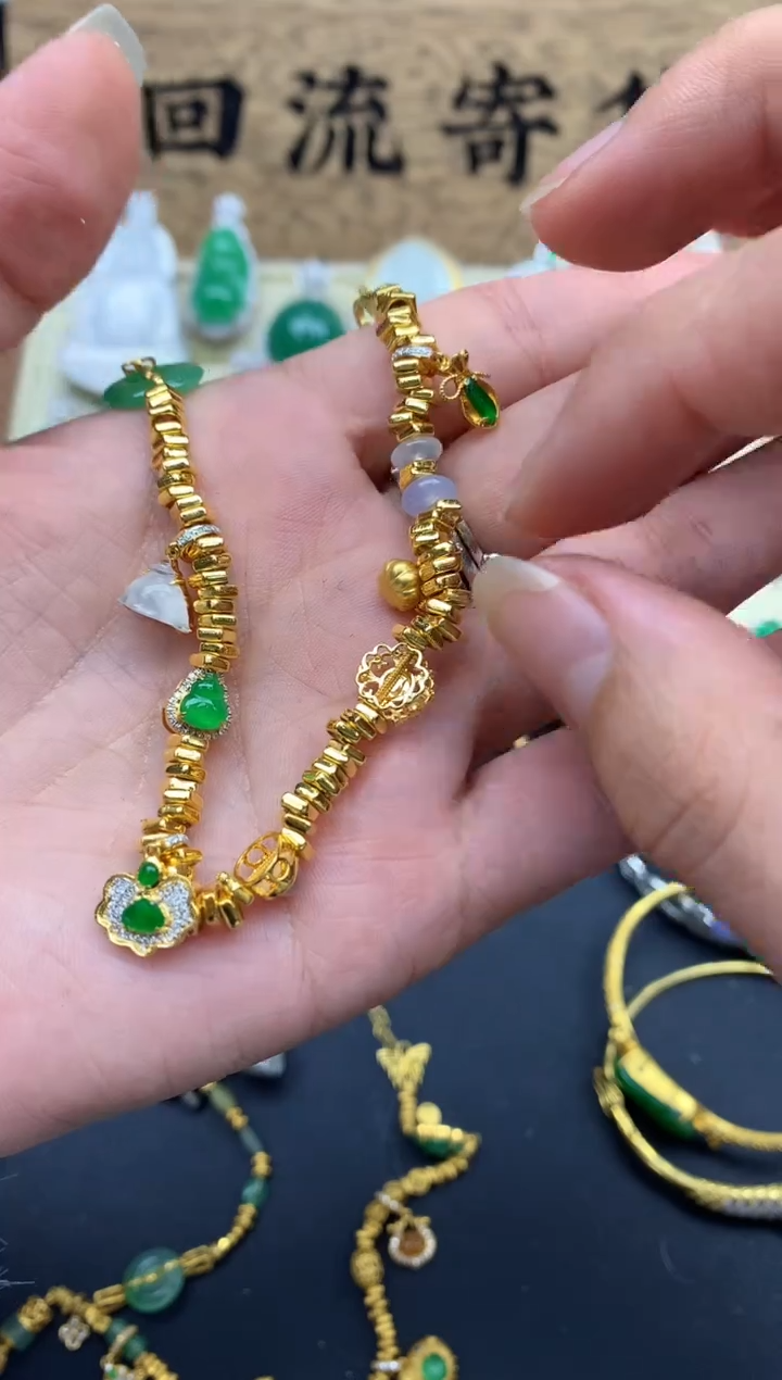 【闪购商品】翡翠手链未镶嵌569-中国好珍宝