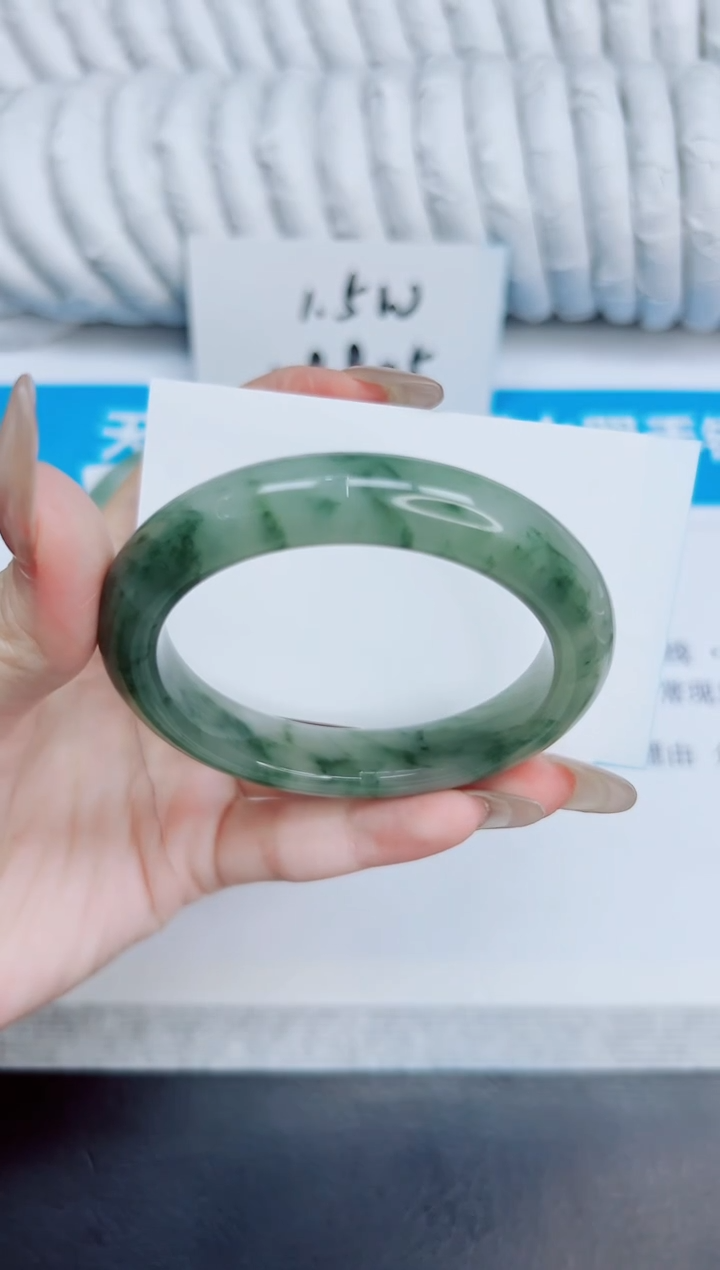 未镶嵌手镯石英质玉72/53.9
