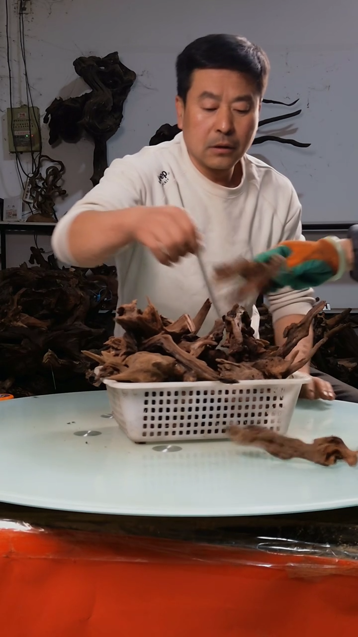【闪购商品】木随机发货一筐骨架料4斤29.9