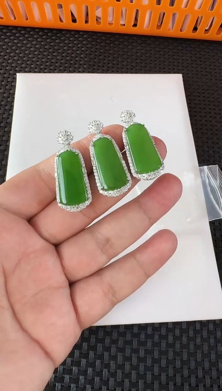 【闪购商品】和田玉（碧玉）吊坠银S925镶嵌多样性发一