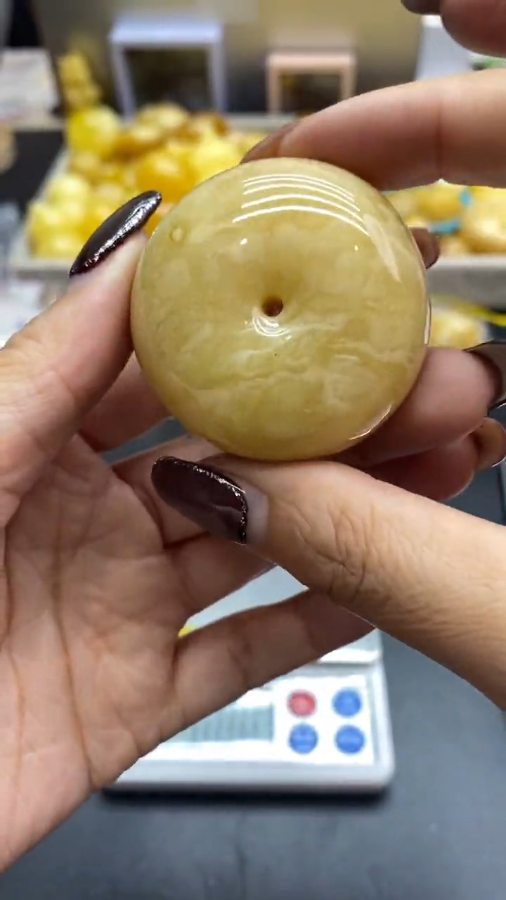 琥珀未镶嵌珠宝奇石521