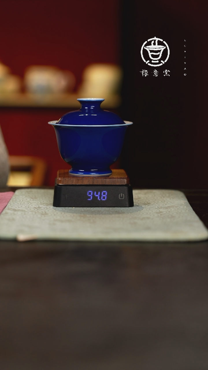 禄意窑宝石蓝守中盖碗