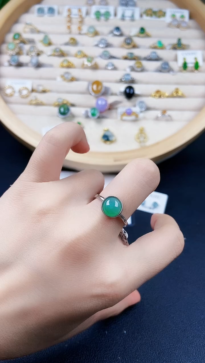 【闪购商品】翡翠戒指银S925镶嵌464654