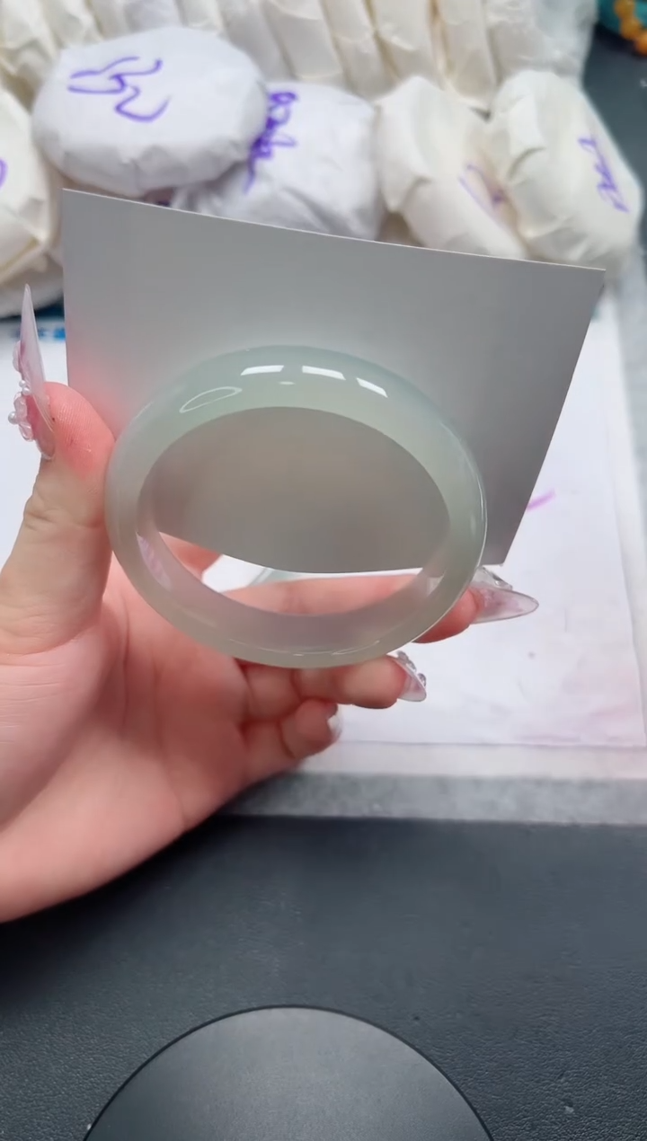 石英质玉手镯未镶嵌167-62.7