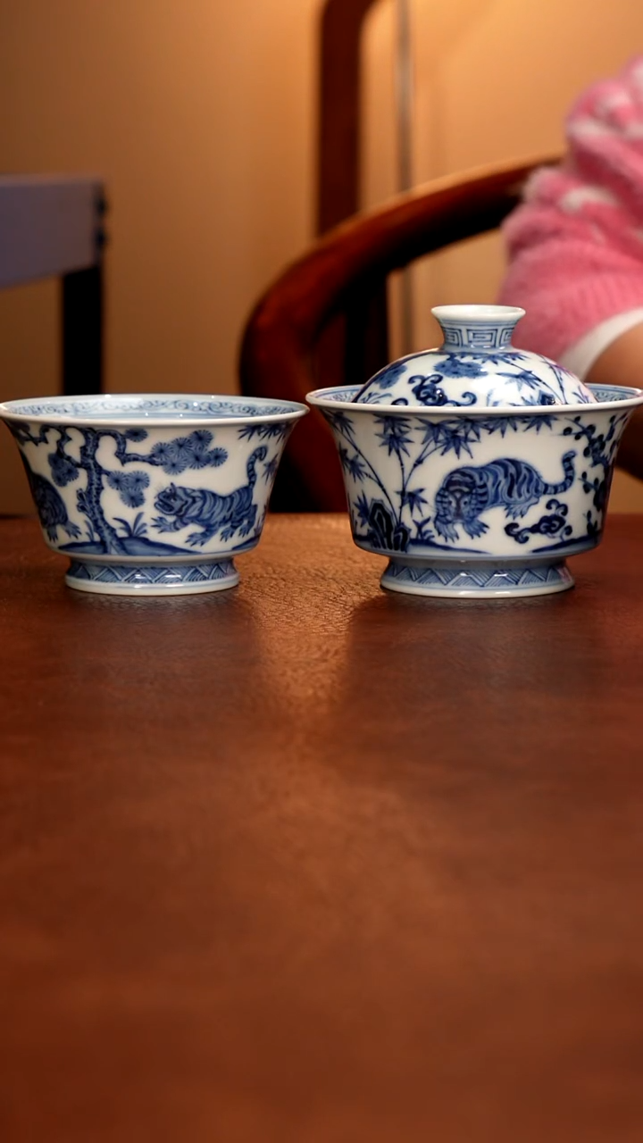 摆件陶景德镇瓷器，青花手绘茶具~
